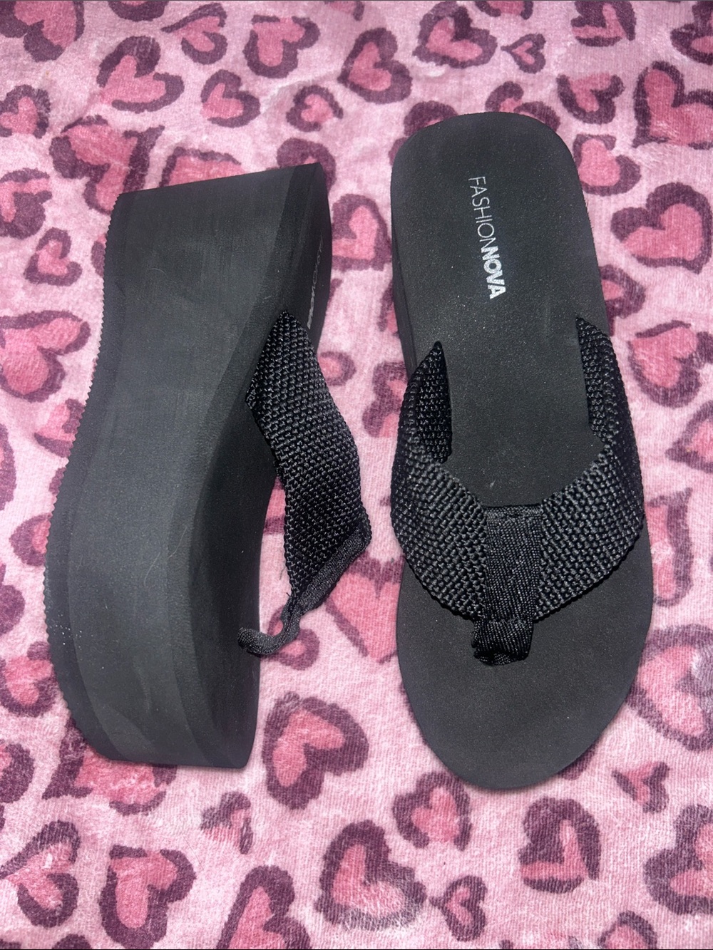 Fashion Nova Black Platform Flip Flop Sandals